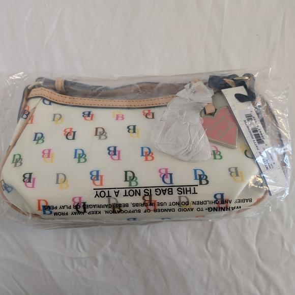 Dooney and Bourke Patty Pouchette and Matching Coinpurse - Picture 1 of 3